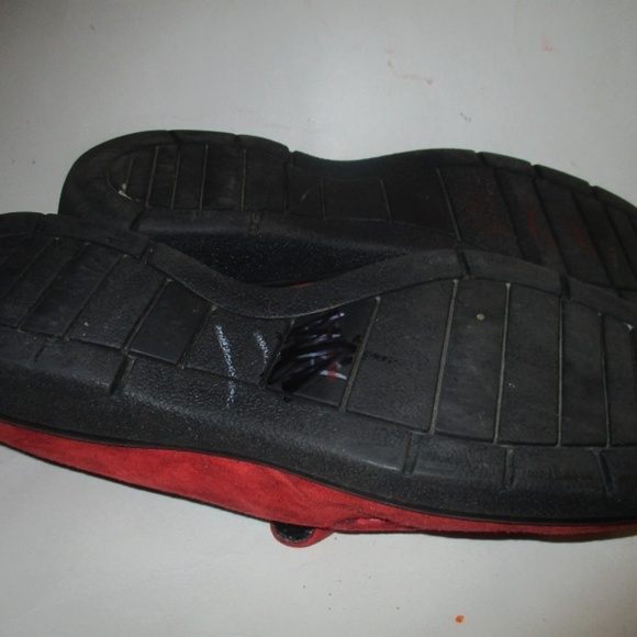 Vintage VANELI Red Suede Loafer Flats - Picture 4 of 4